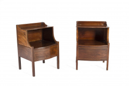 1035.  Pareja de mesas auxiliares eduardinas en madera de caoba, limoncillo. Inglaterra, pp. S. XX..