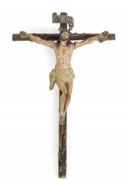978.  Cristo crucificado, en madera tallada y policromada, ojos de vidrio, con potencias, corona, cartela y clavos de plata.España, escuela andaluza, S. XVIII.