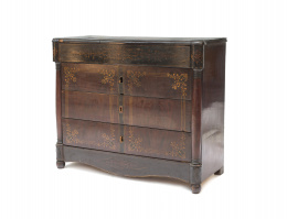 721.  Cómoda mallorquina de época Isabelina en madera de caoba y palma de caoba con fileteado de limoncillo.España, mediados S. XIX.