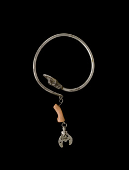 161.  Pulsera de Túnez