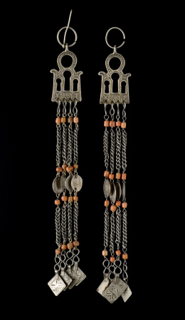 73.  Fíbulas de Ouezzam