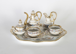 1480.  Juego de tú y yo de porcelana esmaltada y dorada a fuego de gusto oriental.París, segunda mitad del S. XIX.