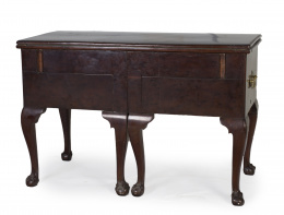 968.  Mesa de arquitecto mecánica George III en madera de caoba.Inglaterra, ff. S. XVIII.