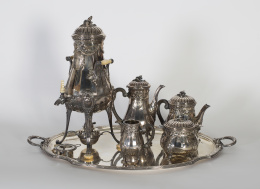 1405.  Juego de café de estilo Luis XVI en plateado de decoración relevada y marfil tallado. Marcado.Francia, Christofle, 1863-1935.