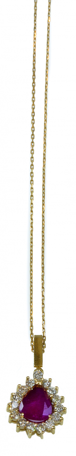 737.  Colgante con perilla de rubí  de 1,5 ct aprox, orlado de brillantes 