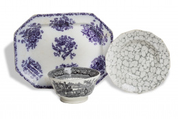 403.  Bandeja de esquinas achaflanadas de la Serie chinesca.Sargadelos, tercera época (1845-1862).