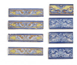 1132.  Ocho cenefas de cerámica esmaltada, tres en azul cobalto y cuatro en azul, amarillo y ocre.Ruiz de Luna, Talavera, pp. del S. XX..