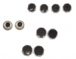 802.  Botonadura de pp. S. XX compuesta por gemelos dobles octogonales, dos botones frac y cuatro botones de esmalte negro