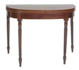 1076.  Mesa de juego de madera de caoba y limoncillo de estilo Jorge III. Inglaterra, S. XIX.