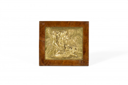 1043.  Bacanal y Ariadna, cobre repujado, cincelado y dorado al mercurio. Italia S. XVII.