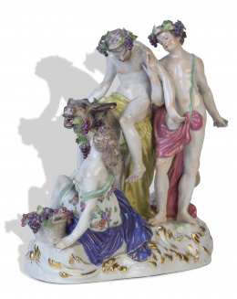 585.  "Baco"Grupo en porcelana esmaltada.Meissen, S. XIX. 