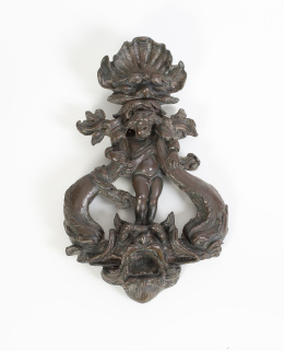 966.  Llamador de bronce de hierro de estilo renacentista, S. XIX.