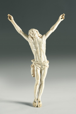 1243.  Cristo de marfil de excelente calidad.Escuela francesa, S. XVII.
