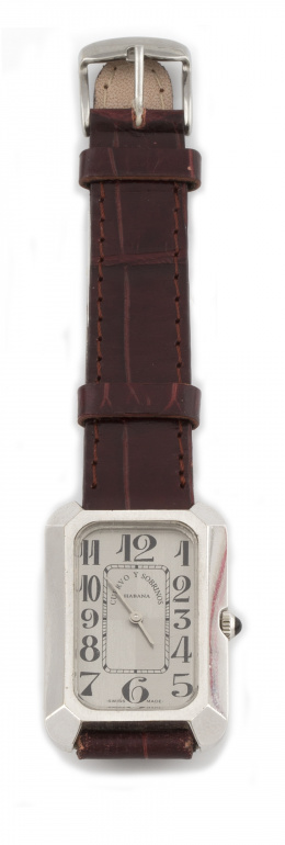 673.  Reloj CUERVO Y SOBRINOS años 40.