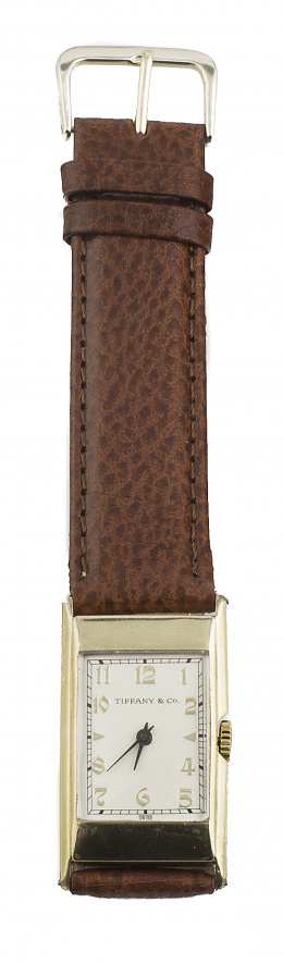 638.  Reloj TIFFANY & Co años 30 laminado en oro amarillo de 14K