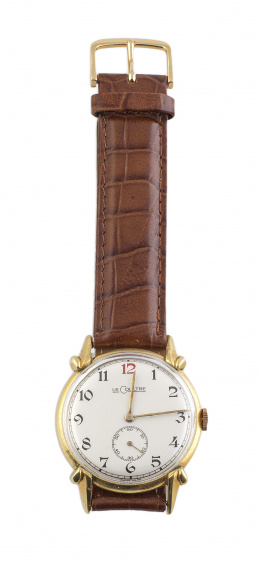 817.  Reloj LE COULTRE años 40 en metal plaqué or