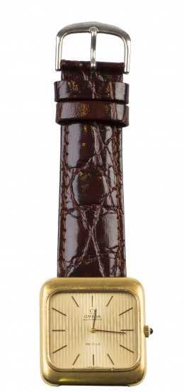 803.  Reloj OMEGA de Ville años 70 en metal dorado