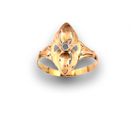 597.  Sortija navette de pps s XX con zafiro blanco central en oro de 18K.