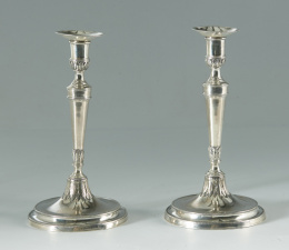 1144.  Pareja de candeleros en plata en su color. Barcelona 1791 ó 1793.