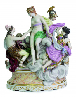 1035.  Grupo escultórico de porcelana esmaltada con escena mitológica.Inglaterra, Derby (1784-1810).