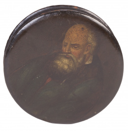 990.  Caja en papier mâche, con un retrato de anciano en la tapa.Quizás trabajo ruso, S, XIX