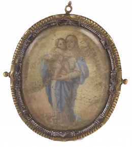 1002.  Medalla devocional con marco de hierro y bronce. Virgen con el niño, s. XVII.