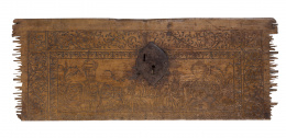 709.  Frente de cajón de madera grabada con pareja de personajes y decoración vegetal."Oaxaca", México S. XVIII