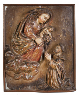 809.  Virgen con el Niño y San Francisco.Relieve en madera tallada y policromada.Trabajo español, S. XVI-XVII.