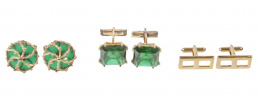 353.  Tres pares de gemelos vintage unos "Christian Dior" con ágata verde, y dos pares" Dante" unos cristal verde y otros geométricos