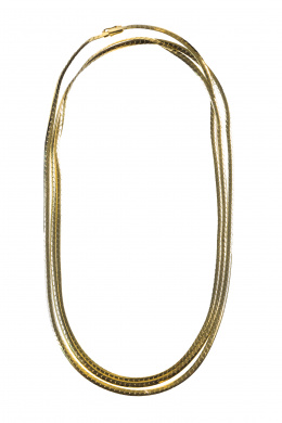 221.  Collar largo de eslabón plano en oro amarillo de 18K 