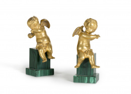 1272.  Pareja de “putti”, de bronce dorado y malaquita, Trabajo francés, S. XIX..