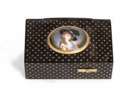 1150.  Caja de música autómata con “pajarito cantor”. Trabajo suizo, h. 1800..