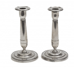 515.  Pareja de candeleros de plata en su color, con marcas.Gea, Córdoba?. S. XIX 