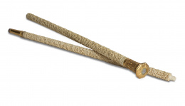 599.  Bastón de mando en marfil tallado y mango en oro.Cantón, S. XIX 