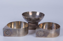 753.  Tres centros de Bulgary en plata, S. XX.