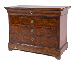 601.  Cómoda Luis Felipe de madera de raíz.Trabajo francés, h. 1830-1840.
