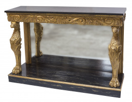 576.  Consola estilo inglés en madera tallada y dorada con tapa de mármol, S. XX