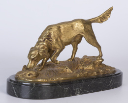 961.  Perro de caza de bronce dorado de Herraiz, S. XX