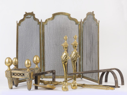 944.  Pareja de morillos de bronce dorado de estilo Luis XVI