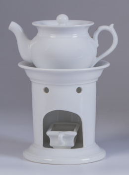 1256.  Beulleuse en porcelana S. XIX