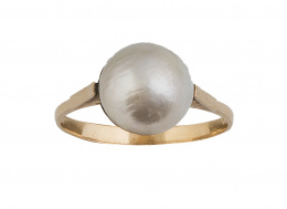 272.  Sortija de perla mabe de 10 mm