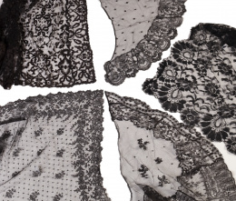 996.  Lote de cinco velos de misa, tres con plumetti y dos con decoración floral, h. 1890.