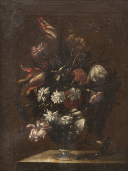 694.  DIEGO VALENTÍN DÍAZ (Valladolid,1586-1660)Rosas, peonías, claveles, nardos, bella del día y otras flores en un jarrón de cristal sobre un pedestal de piedra