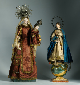 1016.  Escuela española, S. XIX.“Virgen del Carmen”Imagen vestidera de madera policromada.