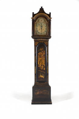 716.  Robert Ward* London.Reloj de caja alta de madera lacada de verde con “chinoiseries”Inglaterra, h. 1780