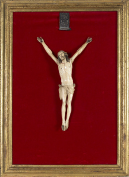 1189.  “Cristo expirante” escultura en marfil tallado.S. XVIII.