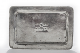 1069.  Fuente de plata, con cortorno decorativo de bambú. Con marcas.China, pp. del S. XX.