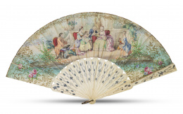 1342.  Abanico con país de papel pintado, iluminado y litografiado, varillaje y padrones de hueso con aplicaciones de laminillas metálicas aplicadas, decorado con escena dieciochesca.h. 1860-1870.