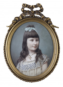 714.  MATHIEU DEROCHE  (Francia, act. 1866-1904)Retrato de María Dolores D´Estoup a la edad de nueve años