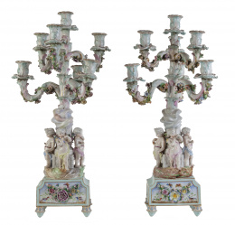 1278.  Pareja de candelabros de porcelana esmaltada de seis brazos de luz.Sajonia, mediados del S. XIX.
